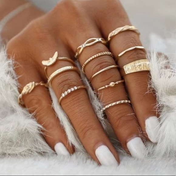Jewelry - LAST ONE ❗️12 Piece Boho Ring Set✨